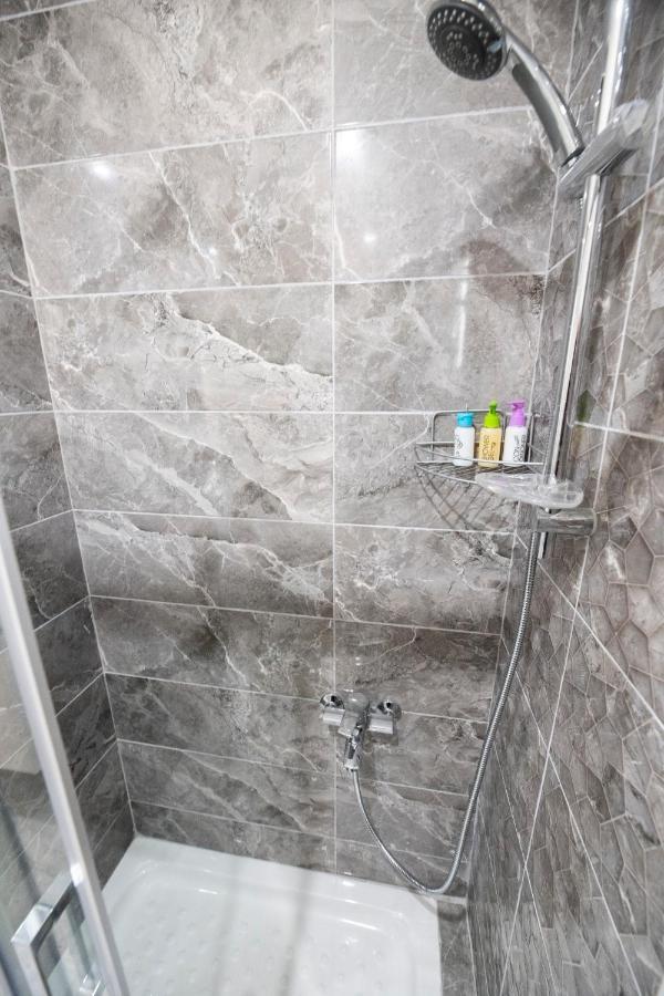 Kato Paphos 1Br Near Paphos Harbour/Beach/Sea Kültér fotó